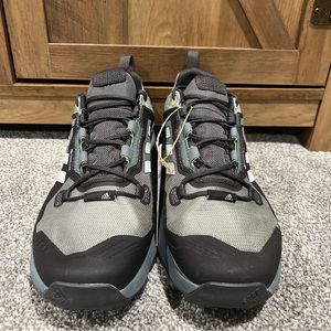 Adidas Outdoor Terrex Swift R3 GTX Hiking Shoe, Gray/Hi-Res Yellow, 8.5 (FW2781)